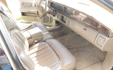 Buick-Roadmaster-1993-Sedan-17