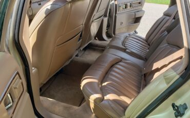 Buick-Roadmaster-1993-Sedan-18