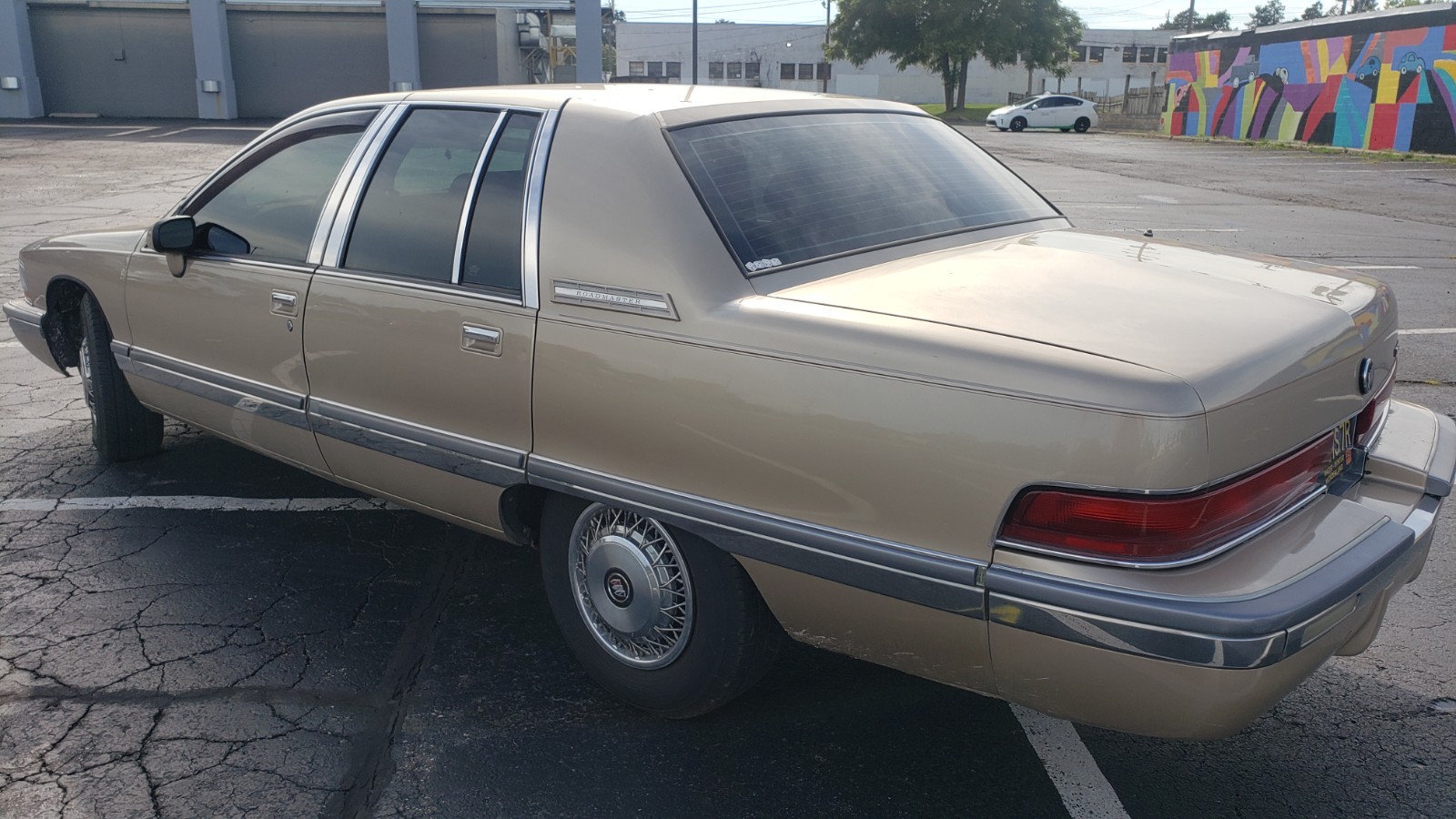 Buick-Roadmaster-1993-Sedan-3