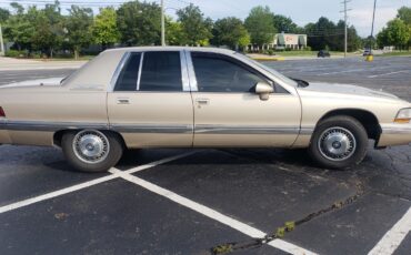 Buick-Roadmaster-1993-Sedan-6