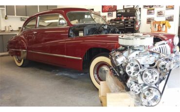 Buick-Sedanette-1946-Ruby-red-maroon-Red-and-silver-12