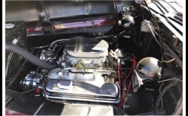 Buick-Sedanette-1946-Ruby-red-maroon-Red-and-silver-2