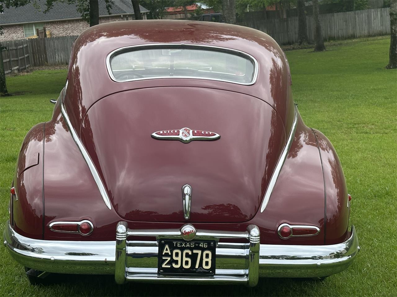 Buick-Sedanette-1946-Ruby-red-maroon-Red-and-silver-25