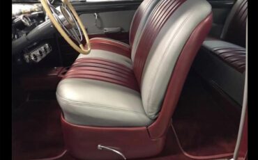 Buick-Sedanette-1946-Ruby-red-maroon-Red-and-silver-29