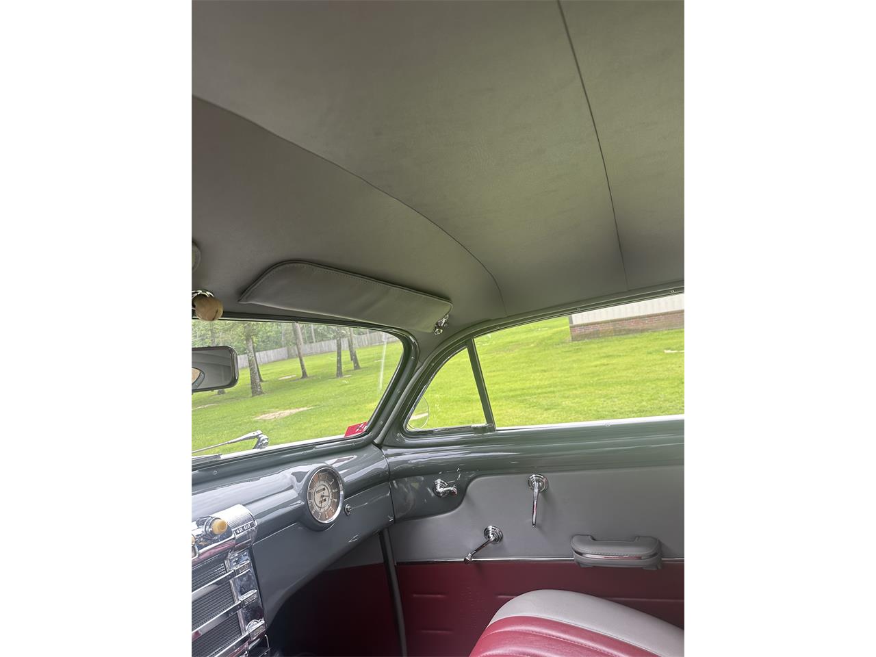 Buick-Sedanette-1946-Ruby-red-maroon-Red-and-silver-36
