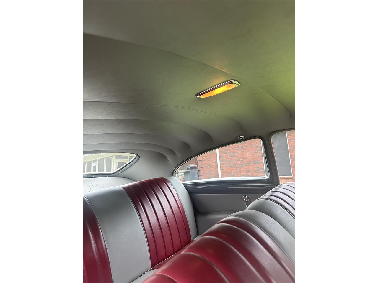 Buick-Sedanette-1946-Ruby-red-maroon-Red-and-silver-38