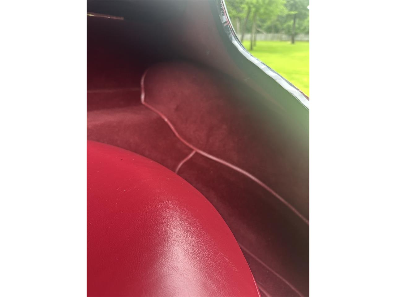 Buick-Sedanette-1946-Ruby-red-maroon-Red-and-silver-47