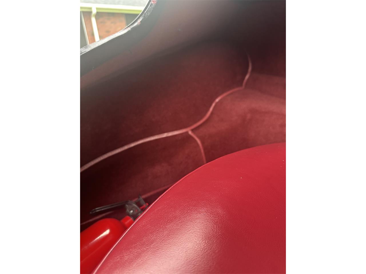 Buick-Sedanette-1946-Ruby-red-maroon-Red-and-silver-48