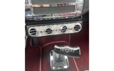 Buick-Sedanette-1946-Ruby-red-maroon-Red-and-silver-51