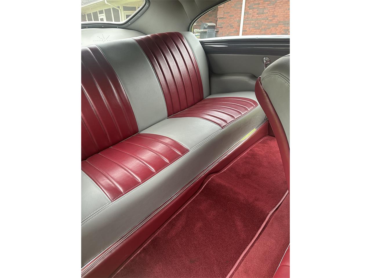 Buick-Sedanette-1946-Ruby-red-maroon-Red-and-silver-52