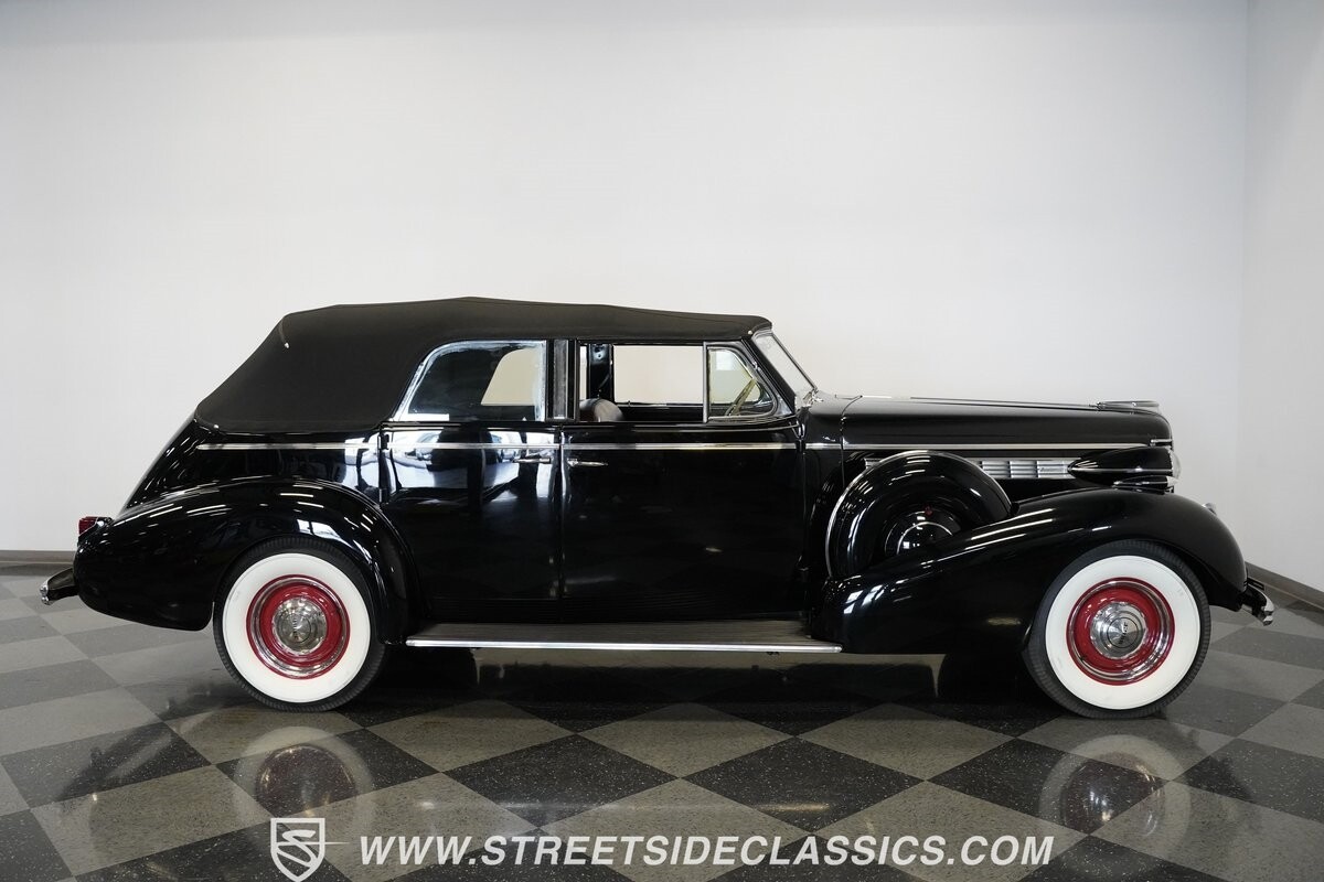Buick-Series-80-1938-Convertible-21