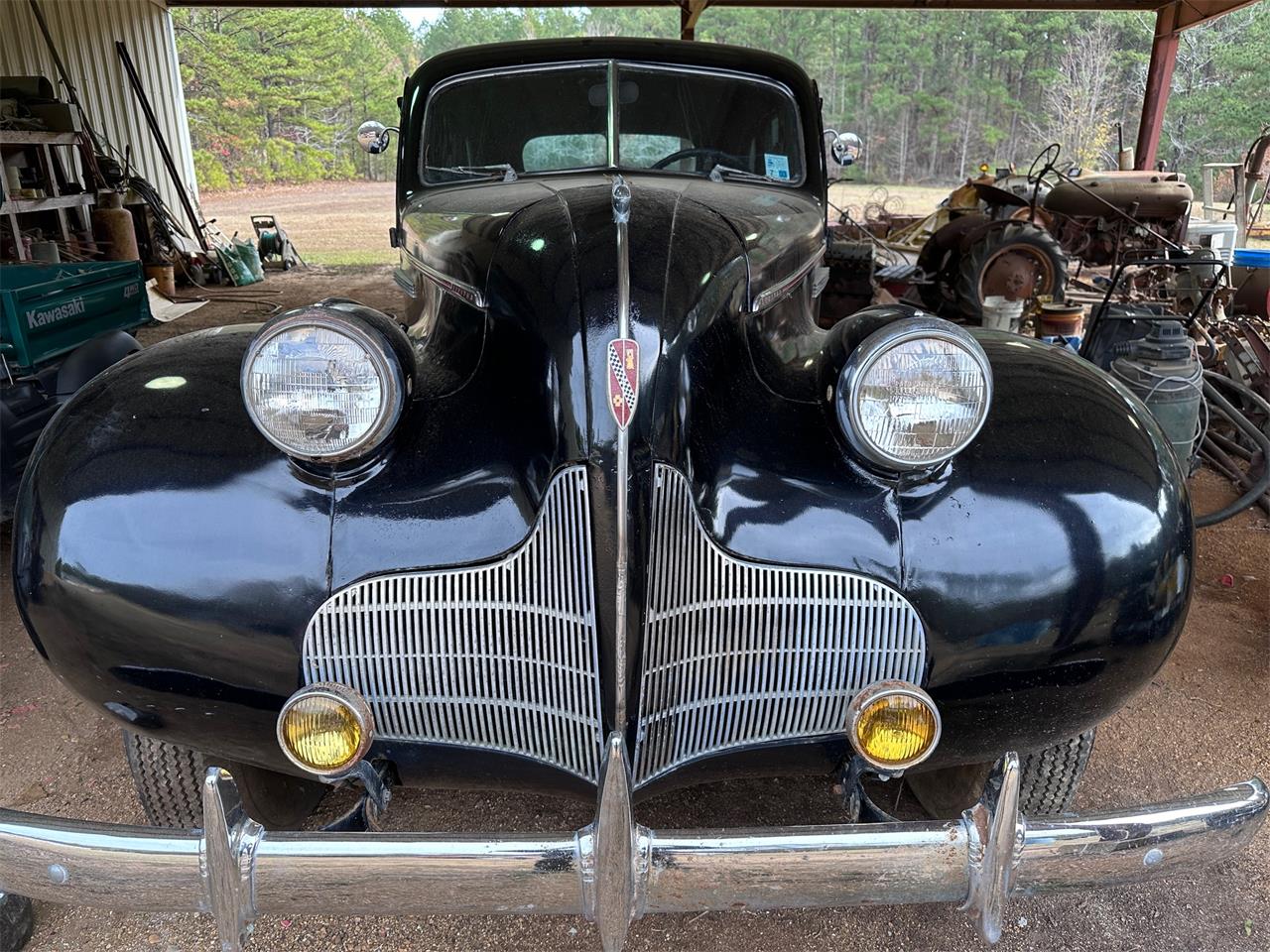 Buick-Series-90-1939-Black-Tan-1