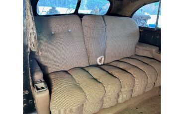 Buick-Series-90-1939-Black-Tan-28