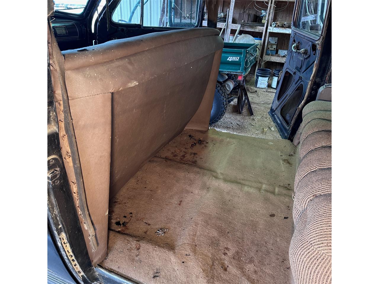 Buick-Series-90-1939-Black-Tan-31