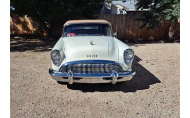 Buick-Skylark-1954-Arctic-White-Helsinki-Red-2