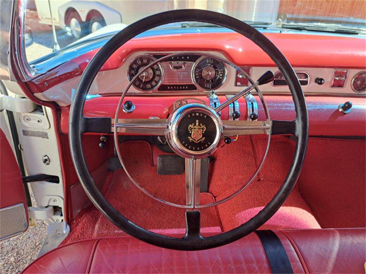 Buick-Skylark-1954-Arctic-White-Helsinki-Red-4