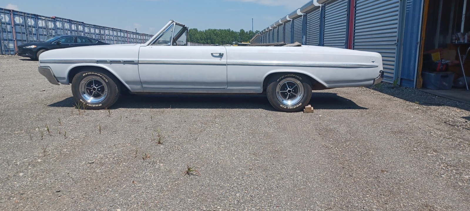 Buick-Skylark-1964-Convertible-2