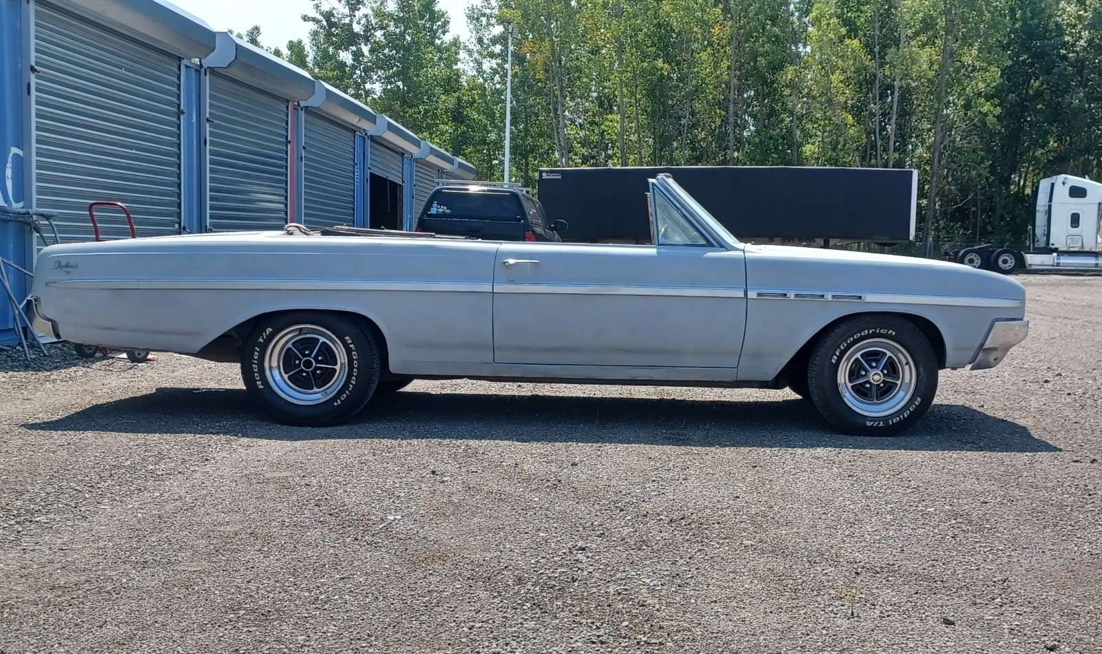 Buick-Skylark-1964-Convertible-3