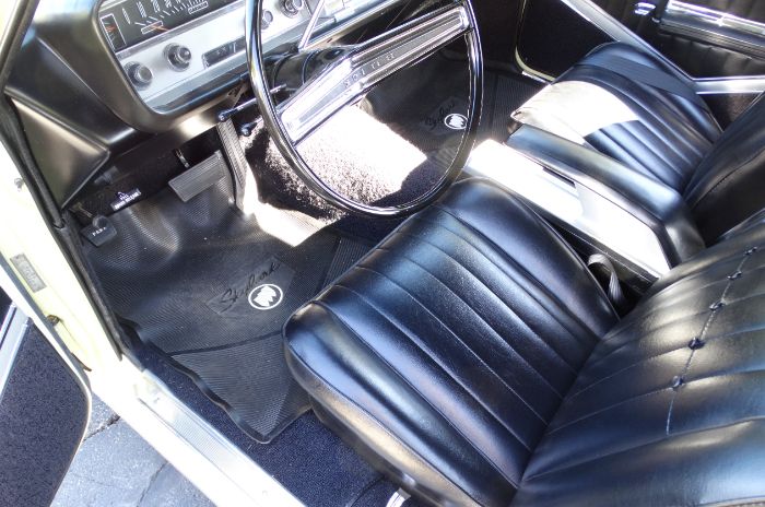 Buick-Skylark-1964-Sunburst-Yellow-Black-16
