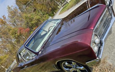 Buick-Skylark-1966-Candy-Cranberry-red-White-and-leather-14