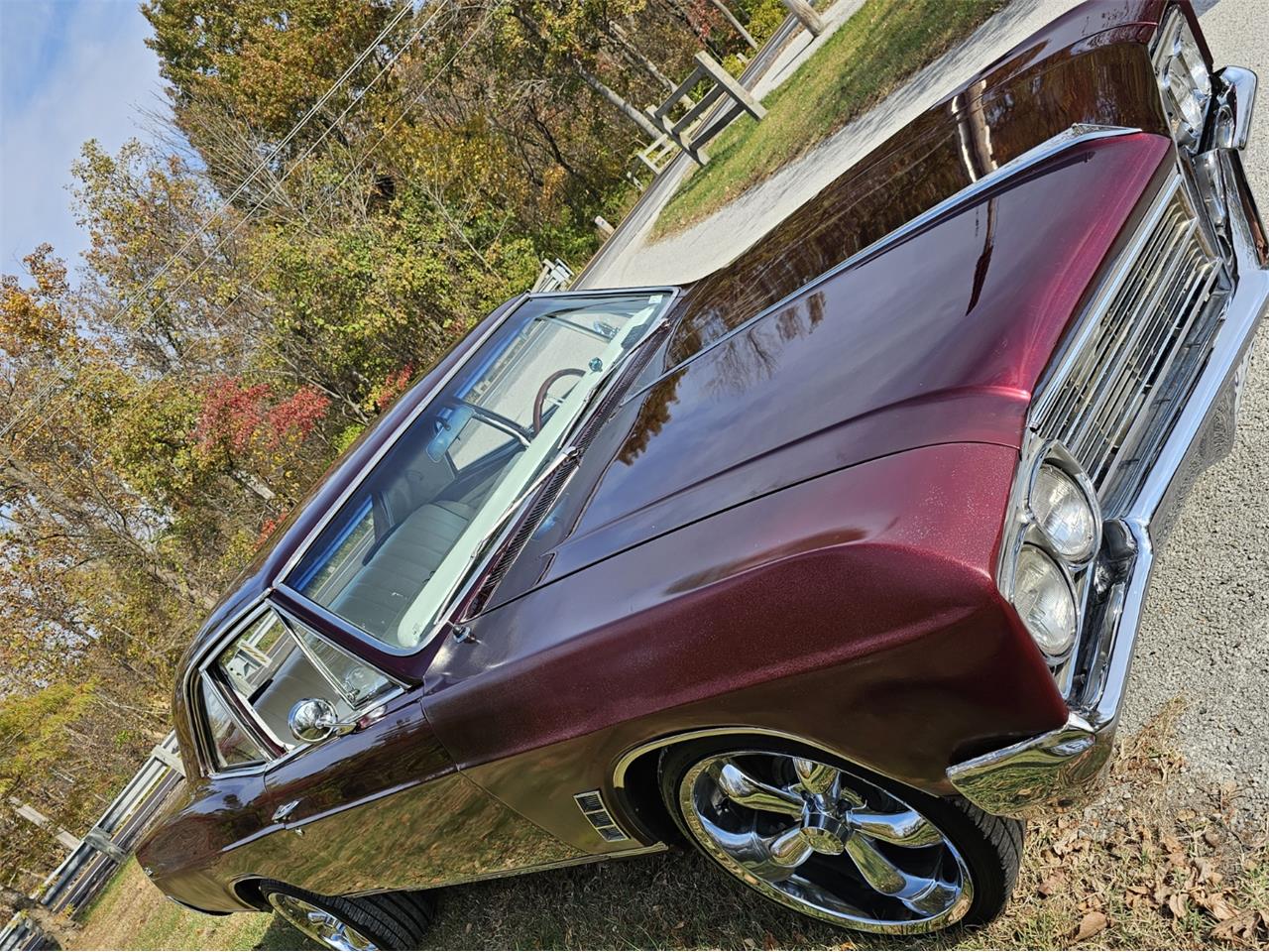 Buick-Skylark-1966-Candy-Cranberry-red-White-and-leather-14