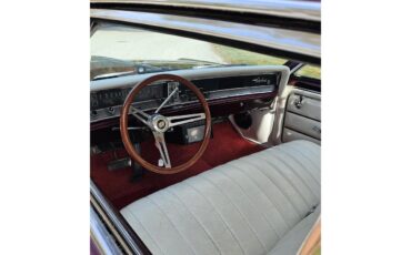 Buick-Skylark-1966-Candy-Cranberry-red-White-and-leather-2