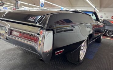 Buick-Skylark-1971-2-door-convt-30