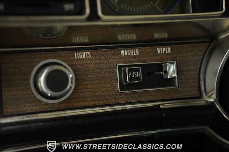 Buick-Skylark-1971-Nocturn-Blue-White-42