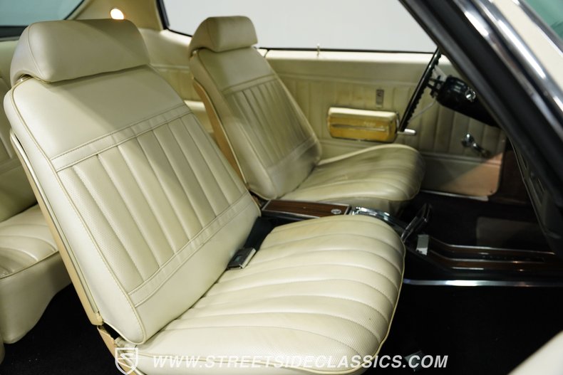 Buick-Skylark-1971-Nocturn-Blue-White-48
