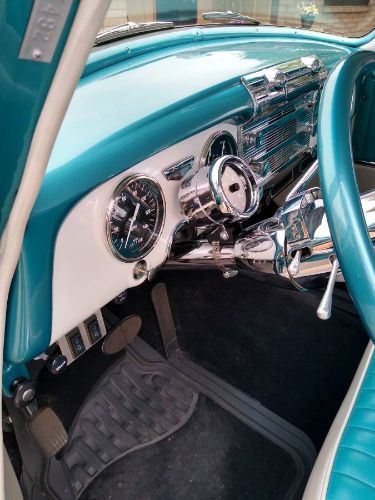 Buick-Special-1952-2-Tone-Aqua-White-2-Tone-AquaWhite-1