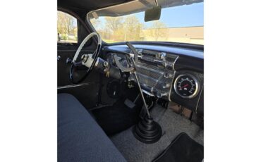 Buick-Special-1952-Black-Gray-2