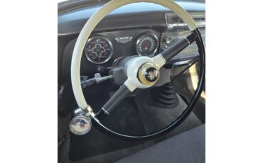 Buick-Special-1952-Black-Gray-3
