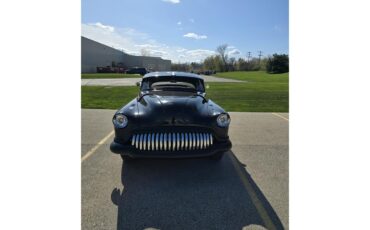 Buick-Special-1952-Black-Gray