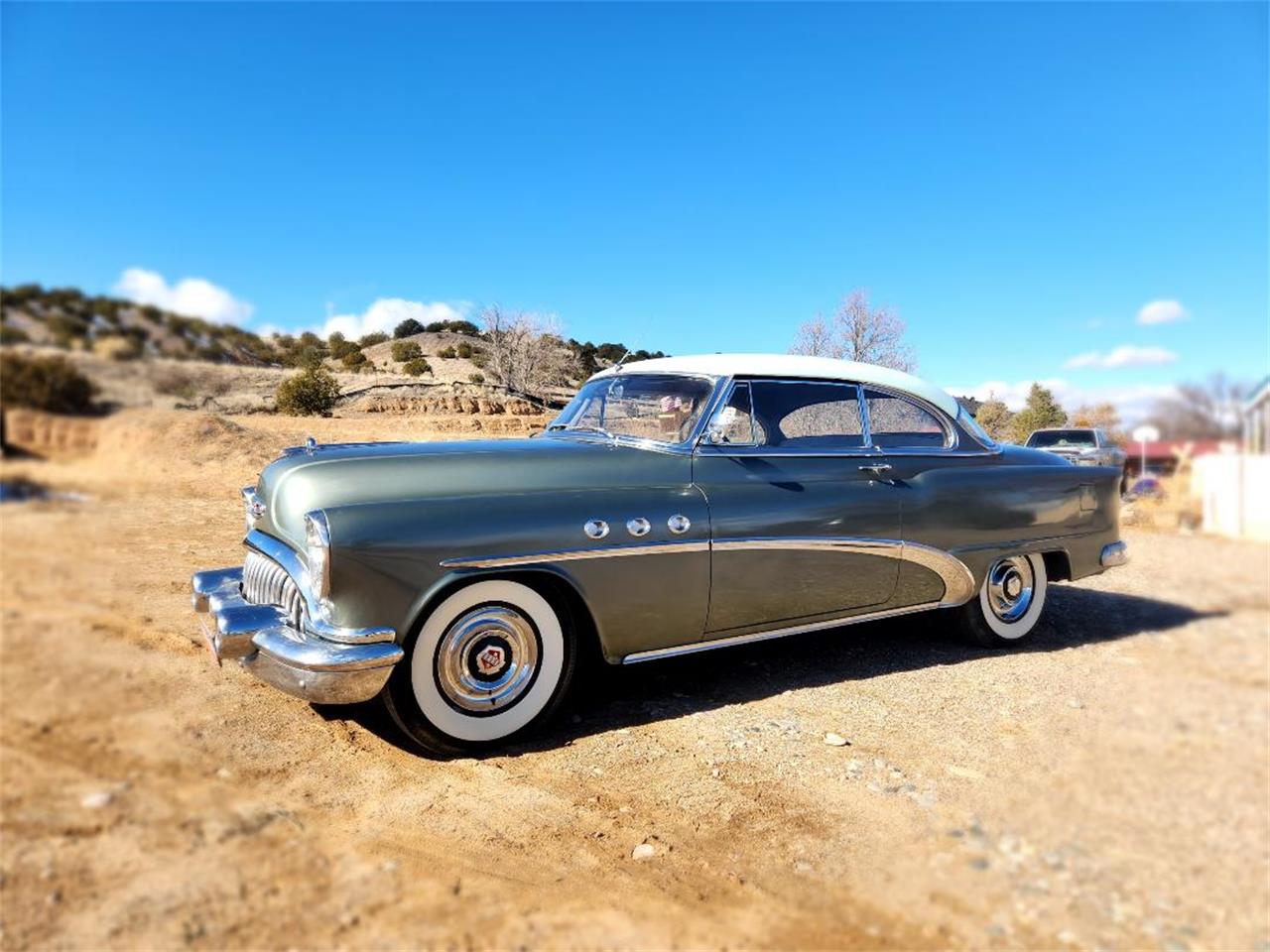 Buick-Special-1953-Grey-with-white-top-Grey-1