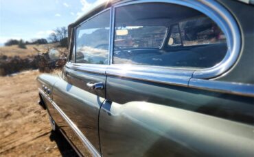 Buick-Special-1953-Grey-with-white-top-Grey-14
