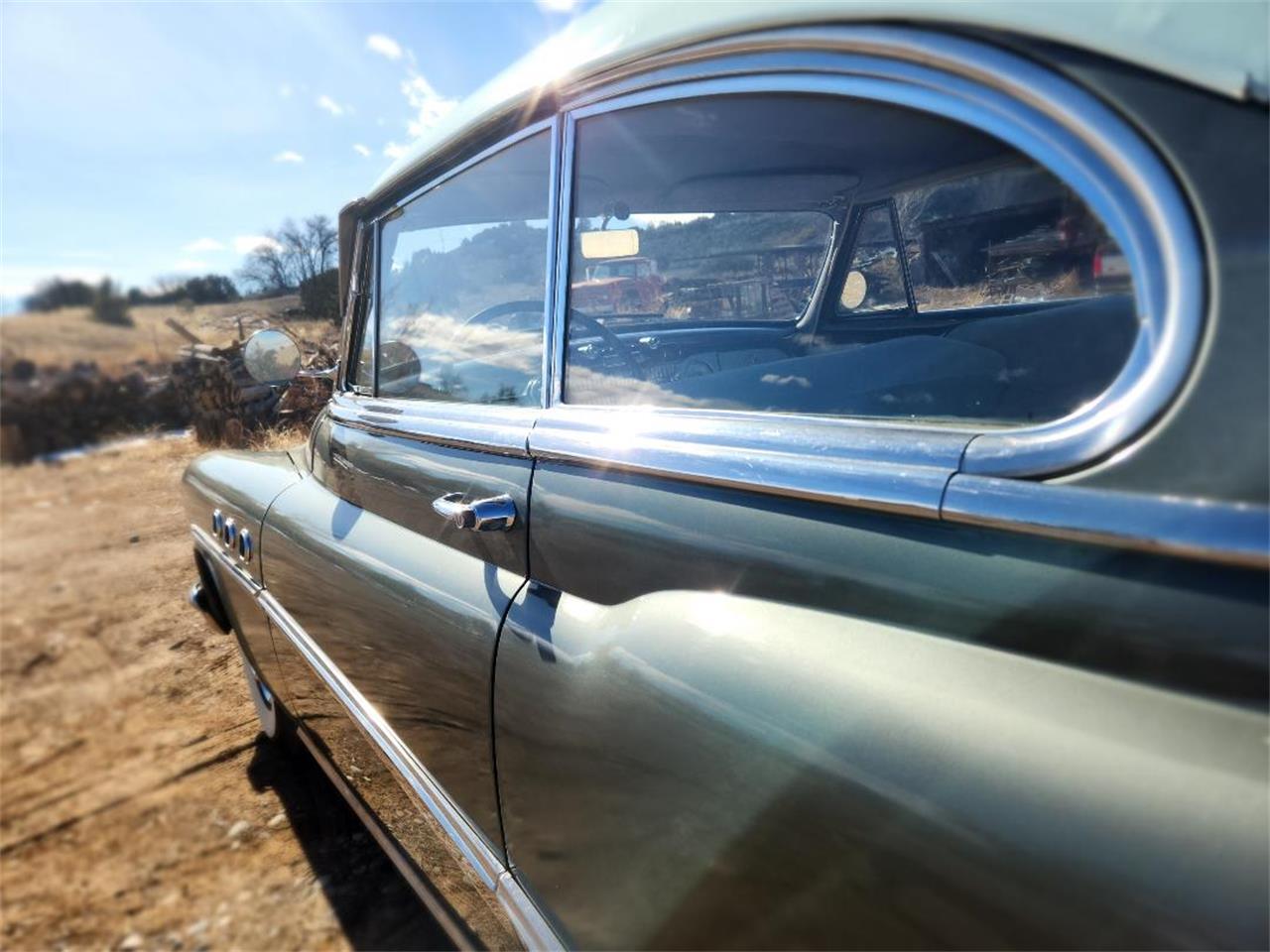 Buick-Special-1953-Grey-with-white-top-Grey-14