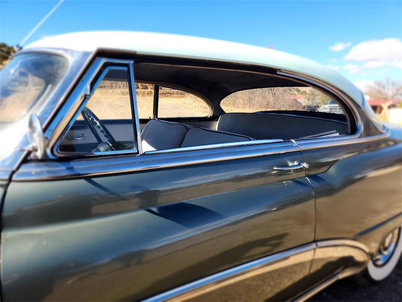 Buick-Special-1953-Grey-with-white-top-Grey-17