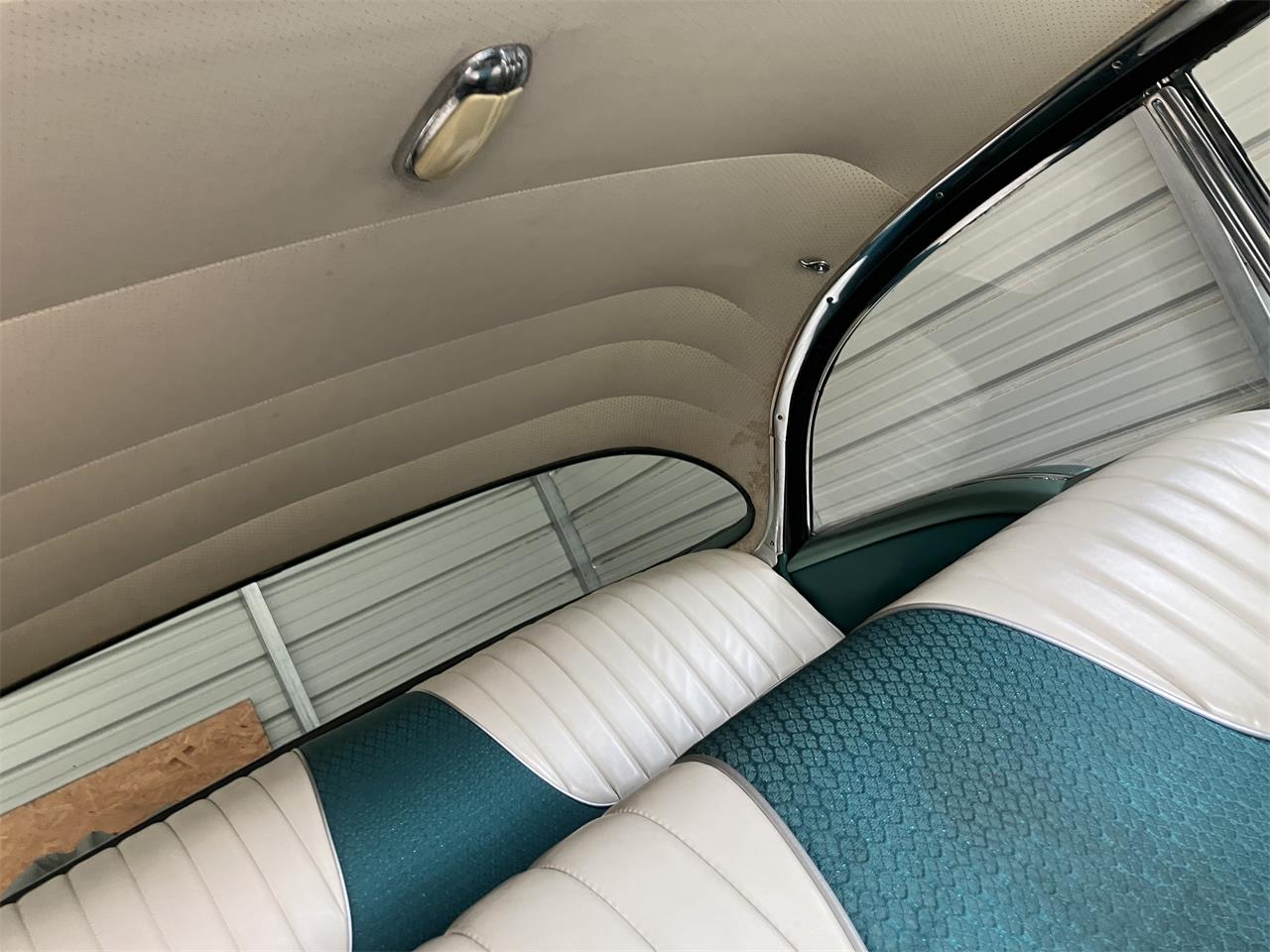 Buick-Special-1955-Green-White-Green-White-34