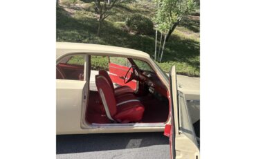 Buick-Special-1963-Tan-Red-@-white-6