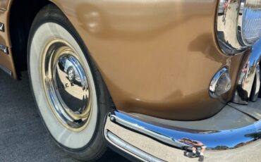 Buick-Special-8-1947-Sedan-30
