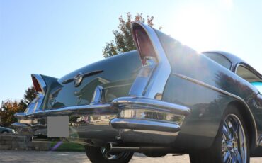 Buick-Special-riviera-1956-Blue-Black-and-white-70