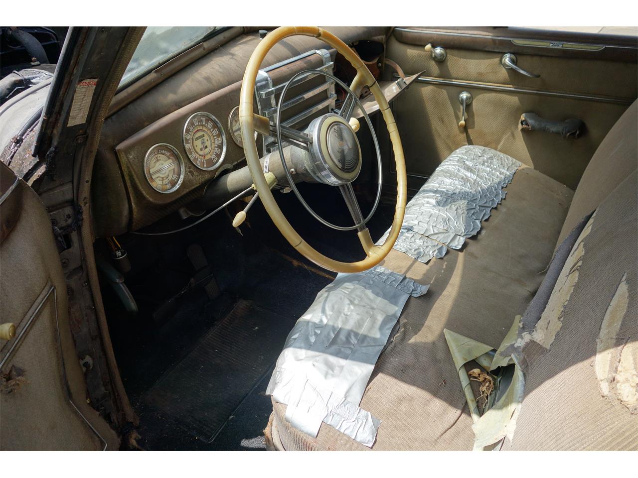 Buick-Super-1941-Black-Tan-18