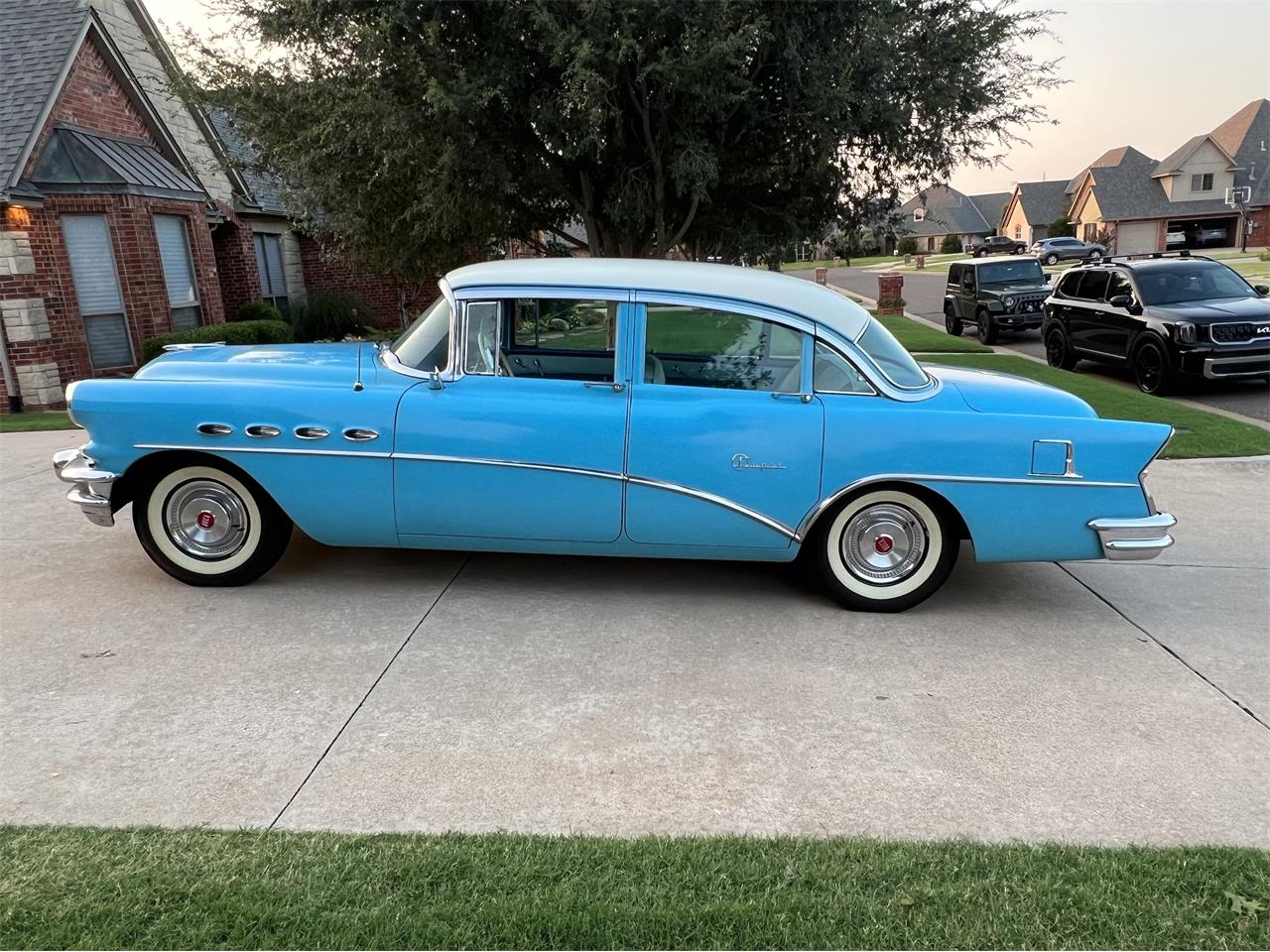 Buick-Super-1956-Light-Blue-and-White-Light-Blue-11