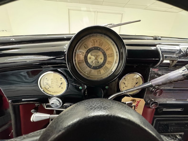 Buick-Super-series-50-1950-Candy-Brandywine-Black-41