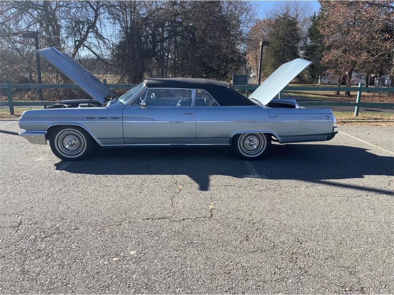 Buick-Wildcat-1963-Marlin-Blue-Medium-blue-1