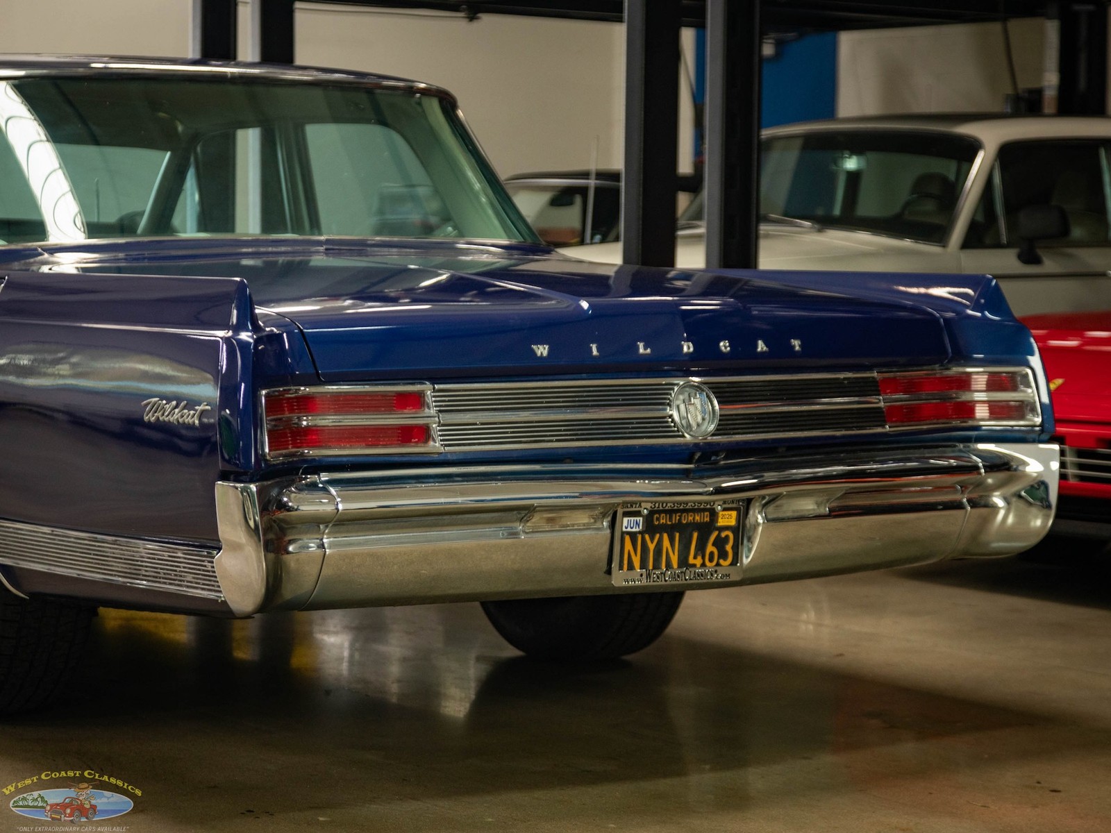 Buick-Wildcat-1964-4-Door-Sedan-17