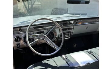Buick-Wildcat-1965-Silver-Silver-Black-26