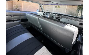 Buick-Wildcat-1965-Silver-Silver-Black-46