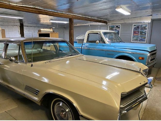 Buick-Wildcat-1966-1