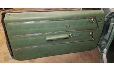 Buick-Wildcat-1966-Foam-Green-Green-8